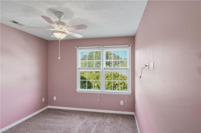 200 Keswick PL, Smithfield, VA 23430
