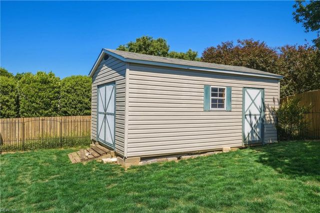 200 Keswick PL, Smithfield, VA 23430