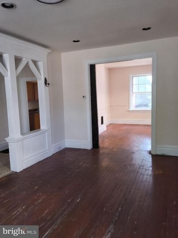 1615 FORSTER ST, Harrisburg, PA 17103