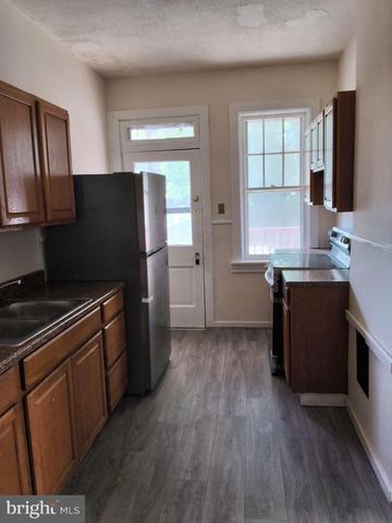1615 FORSTER ST, Harrisburg, PA 17103