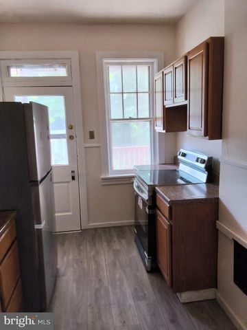 1615 FORSTER ST, Harrisburg, PA 17103
