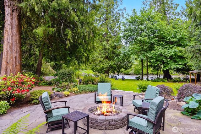 24416 249th Avenue SE, Maple Valley, WA 98038