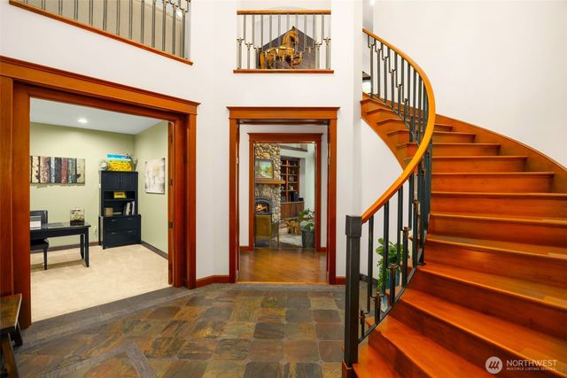 24416 249th Avenue SE, Maple Valley, WA 98038