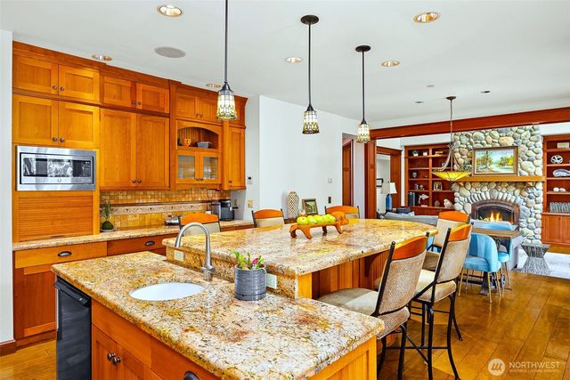 24416 249th Avenue SE, Maple Valley, WA 98038