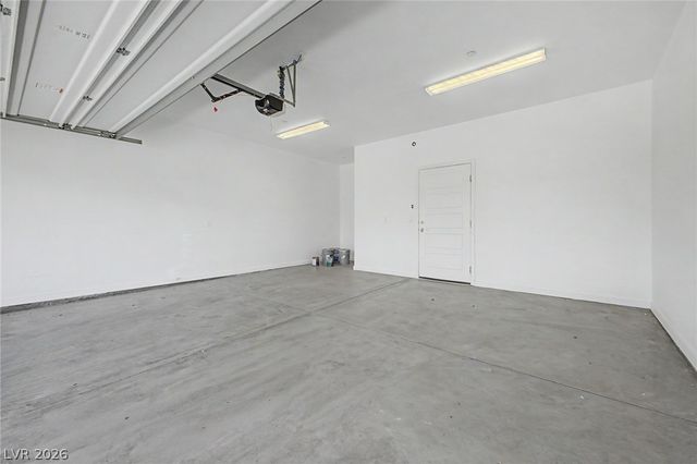 11429 Rain Canyon Avenue 102, Las Vegas, NV 89135