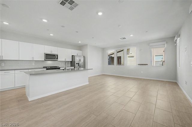 11429 Rain Canyon Avenue 102, Las Vegas, NV 89135