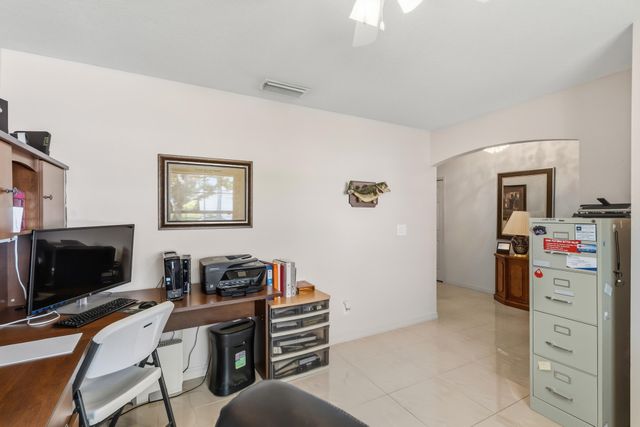 1013 E 13th Square, Vero Beach, FL 32960
