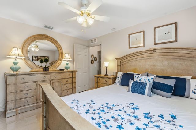 1013 E 13th Square, Vero Beach, FL 32960