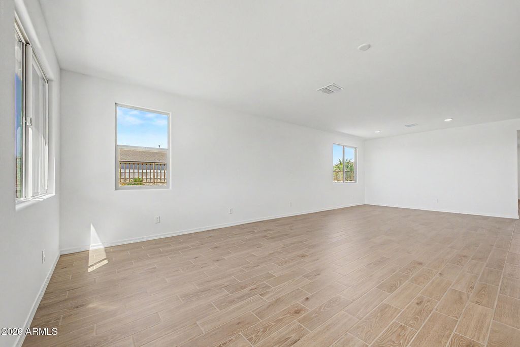 17229 W SAGUARO VISTA Drive, Surprise, AZ 85387 — photo 3
