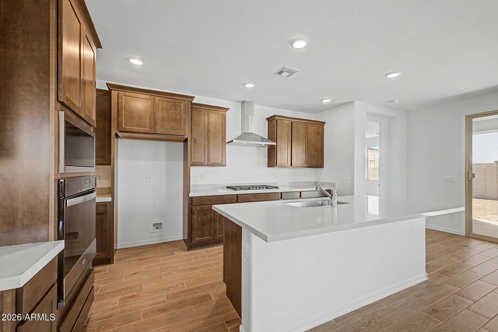 17229 W SAGUARO VISTA Drive, Surprise, AZ 85387 — photo 4