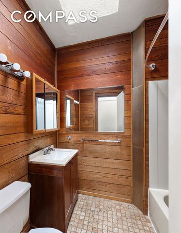 31-22 36th Street, New York City, NY 11106