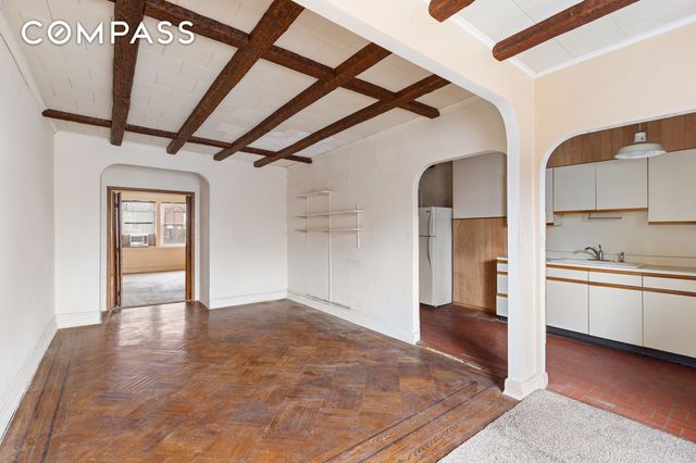 31-22 36th Street, New York City, NY 11106