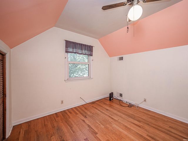 8103 Pine Creek Drive, Evansville, IN 47710