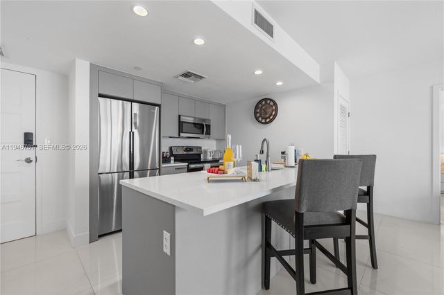 1150 101st St 502, Bay Harbor Islands, FL 33154