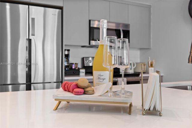 1150 101st St 502, Bay Harbor Islands, FL 33154