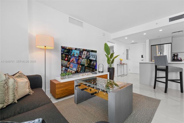 1150 101st St 502, Bay Harbor Islands, FL 33154