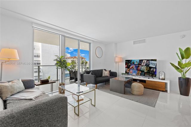 1150 101st St 502, Bay Harbor Islands, FL 33154