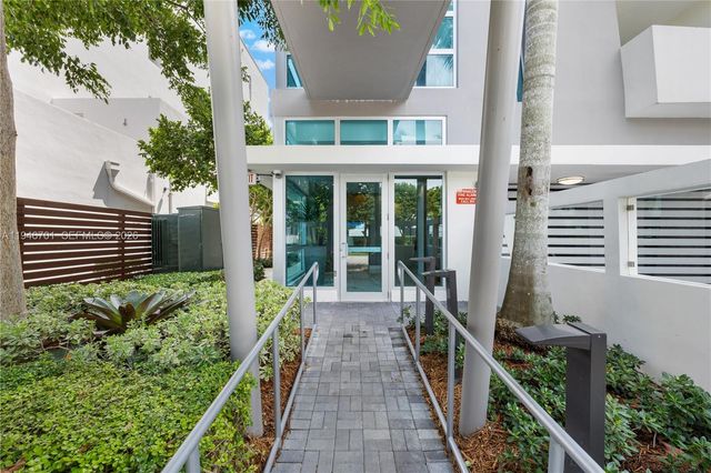 1150 101st St 502, Bay Harbor Islands, FL 33154