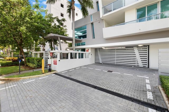 1150 101st St 502, Bay Harbor Islands, FL 33154