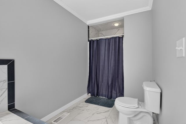 13 Old Lincoln Rd, Fayetteville, TN 37334