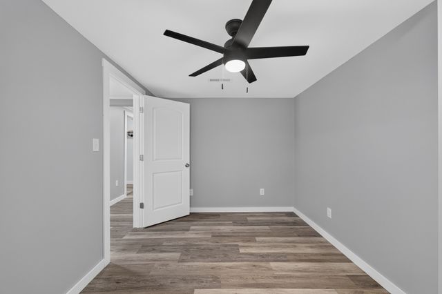 13 Old Lincoln Rd, Fayetteville, TN 37334