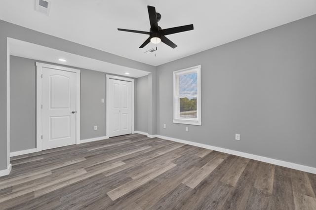 13 Old Lincoln Rd, Fayetteville, TN 37334