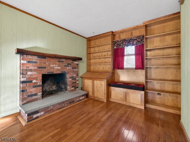 303 Cokesbury High Bridge Rd, Clinton Twp., NJ 08833