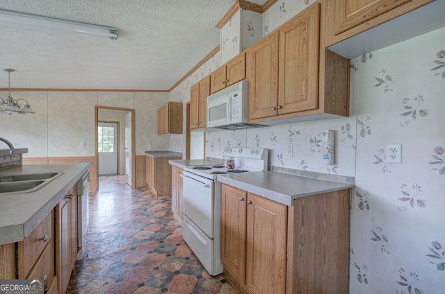 990 Aragon Taylorsville Road, Aragon, GA 30104