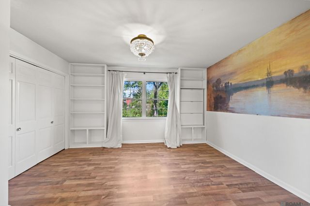 4560 Bluebell Dr, Baton Rouge, LA 70808