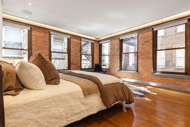 459 W Broadway Apt 5N, New York City, NY 10012