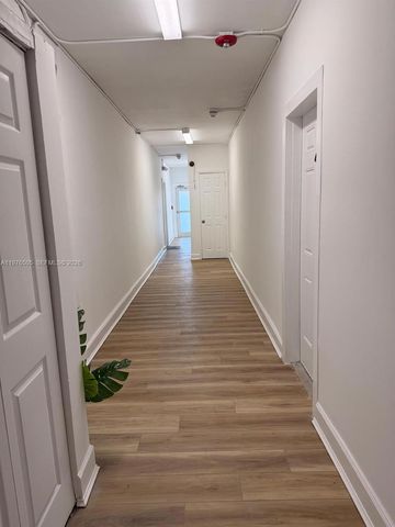 337 SW 10th Ave 5, Miami, FL 33130