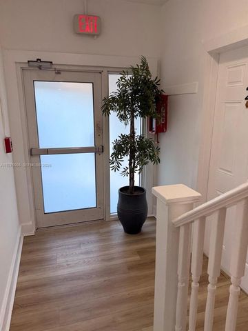 337 SW 10th Ave 5, Miami, FL 33130