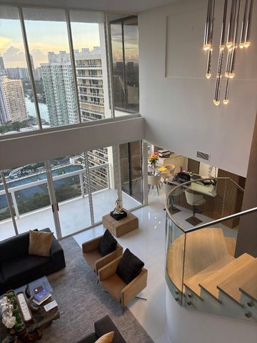 20185 E Country Club Drive TS-7, Aventura, FL 33180
