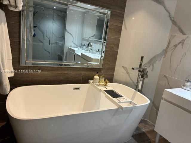 20185 E Country Club Drive TS-7, Aventura, FL 33180