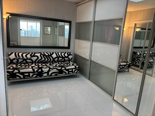 20185 E Country Club Drive TS-7, Aventura, FL 33180