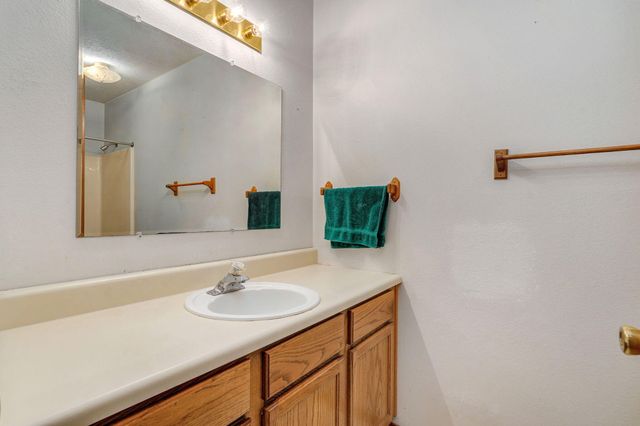 541 N Travis Street, Marshfield, MO 65706