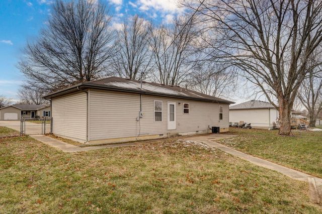 541 N Travis Street, Marshfield, MO 65706
