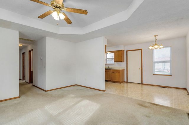 541 N Travis Street, Marshfield, MO 65706