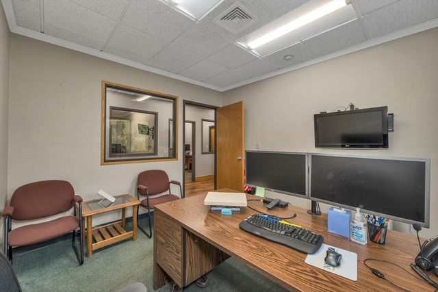 231 Sutton St 2a+2b, North Andover, MA 01845