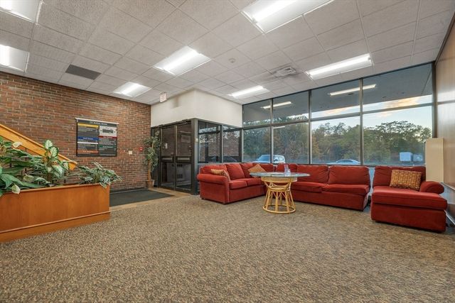 231 Sutton St 2a+2b, North Andover, MA 01845