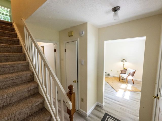86 Pinecrest Dr Unit 3C, Essex, VT 05452