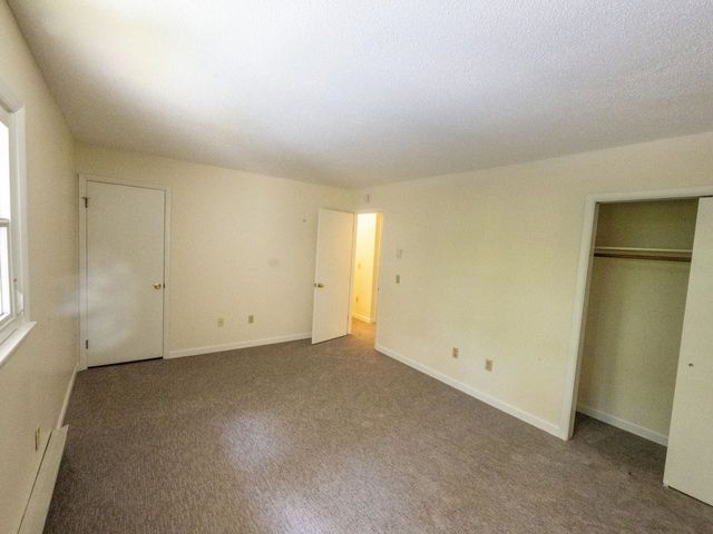 86 Pinecrest Dr Unit 3C, Essex, VT 05452