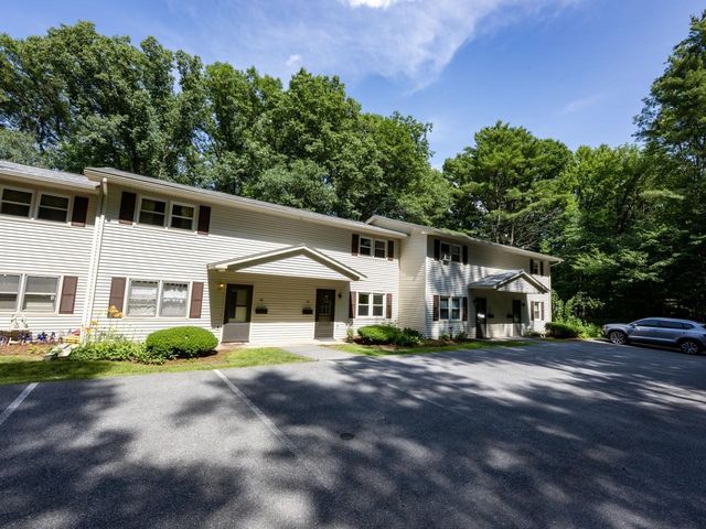 86 Pinecrest Dr Unit 3C, Essex, VT 05452