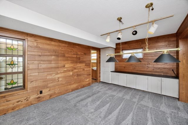 3515 Skyline Drive, Des Moines, IA 50310