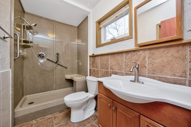 3515 Skyline Drive, Des Moines, IA 50310