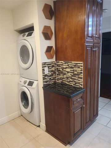 7565 SW 153rd Ct 201-14, Miami, FL 33193