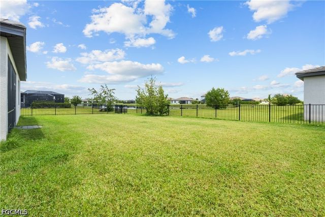 11387 Canopy LOOP, Fort Myers, FL 33913