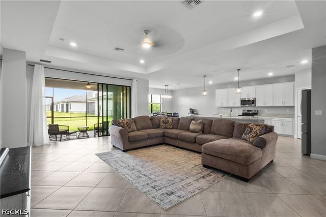 11387 Canopy LOOP, Fort Myers, FL 33913