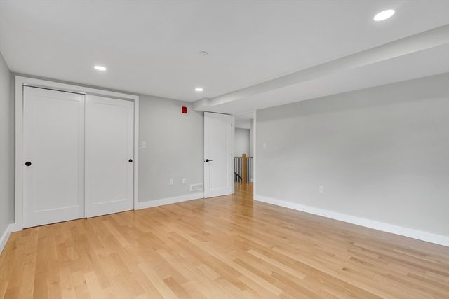 56 Franklin St B, Somerville, MA 02145