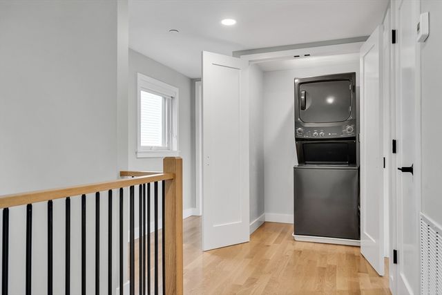 56 Franklin St B, Somerville, MA 02145